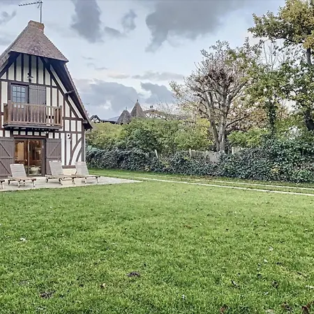 Les Copains D'abord Tourgeville Deauville